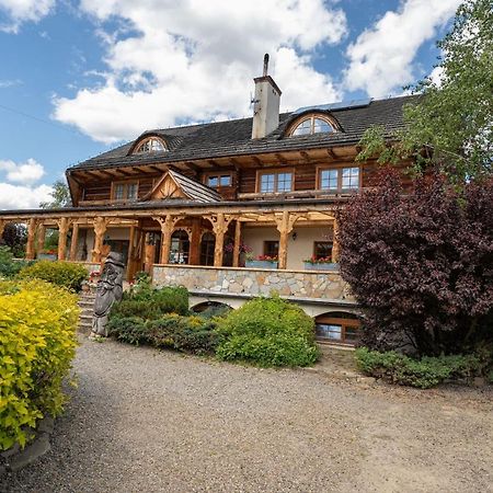 ウストシキ・ドルネ Gosciniec Debowa Gazdowka Bed & Breakfast エクステリア 写真
