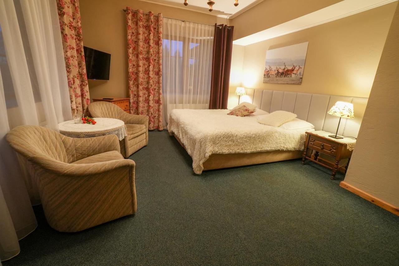 ウストシキ・ドルネ Gosciniec Debowa Gazdowka Bed & Breakfast エクステリア 写真