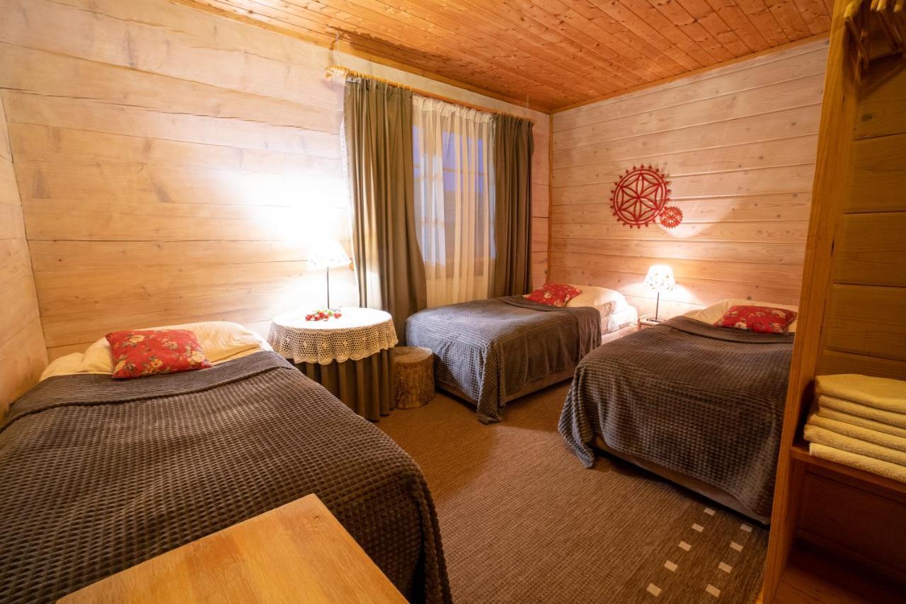 ウストシキ・ドルネ Gosciniec Debowa Gazdowka Bed & Breakfast エクステリア 写真