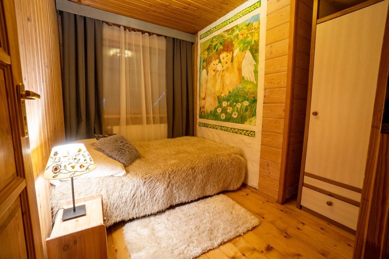 ウストシキ・ドルネ Gosciniec Debowa Gazdowka Bed & Breakfast エクステリア 写真